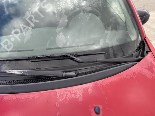 Used Front windshield wiper arm CITROËN C3 I (FC_, FN_) 1.4 HDi (68 hp) 27107903