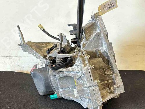 Used Gearbox Gearbox RENAULT TWINGO III (BCM_, BCA_) 0.9 TCe 90 (BCM9, BCM2) (90 hp) 27100931 27100931