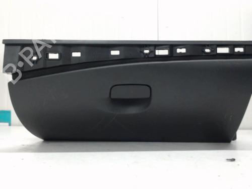glove-box-renault-megane-iii-hatchback-bz01_-b3_-2008-27117550 main image