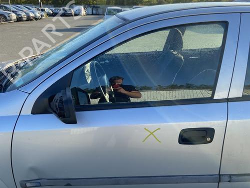 Używane Klamka zewnętrzna drzwi przednich lewych OPEL ASTRA G Hatchback (T98) 1.6 16V (F08, F48) (101 hp) 29605154
