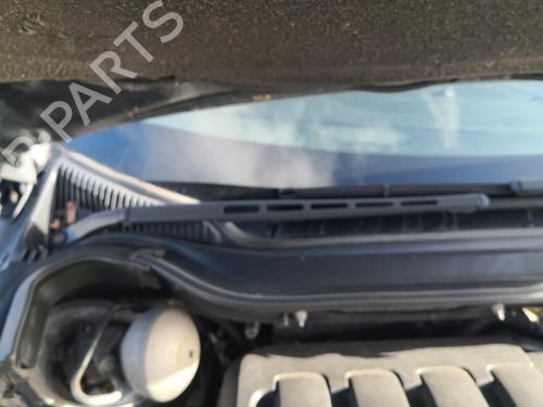 Used Front windshield wiper arm CITROËN C5 III Break (RW_) 2.0 HDi (136 hp) 27130676