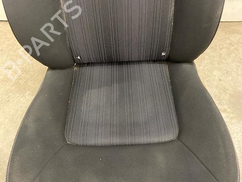 Right front seat RENAULT ZOE (BFM_) ZOE | BP37741786C16 - Image 2