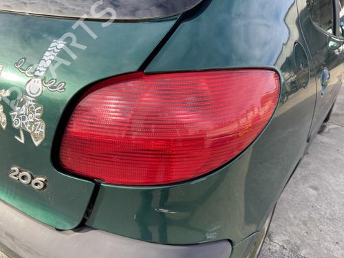 Højre baglygte PEUGEOT 206 Hatchback (2A/C) 1.4 i (75 hp) 30299811