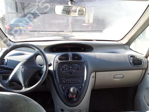 Used Driver airbag CITROËN XSARA PICASSO (N68) 2.0 HDi (90 hp) 27148129