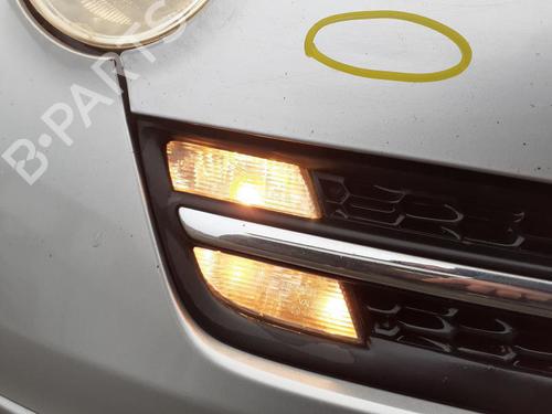 Used Right front indicator NISSAN MICRA III (K12) 1.2 16V (80 hp) 27120430