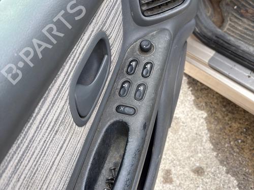 Used Left front window switch Left front window switch 37035020 37035020