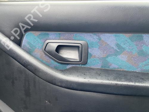 Used Front right interior door handle PEUGEOT 306 Hatchback (7A, 7C, N3, N5) 1.4 (75 hp) 29182283