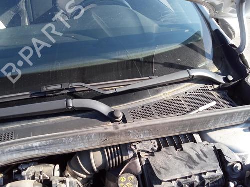 Used Front windshield wiper arm RENAULT MEGANE IV Grandtour (K9A/M/N_) 1.5 dCi 110 (110 hp) 27142979