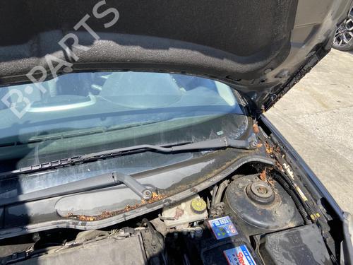Used Front windshield wiper arm PEUGEOT 206+ (2L_, 2M_) 1.4 HDi eco 70 (68 hp) 27114043