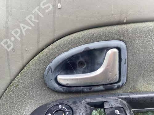 Høyre foran invendig håndtak RENAULT CLIO II (BB_, CB_) 1.5 dCi (B/CB07) (65 hp) 29725779