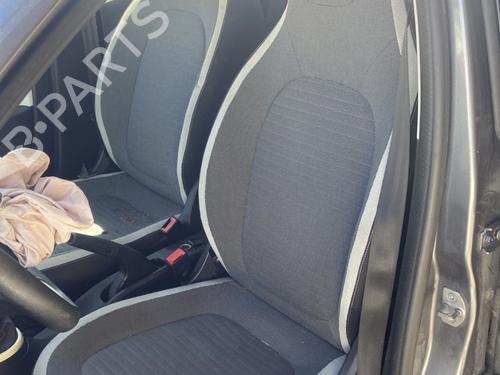 Used Left front seat Left front seat RENAULT TWINGO III (BCM_, BCA_) [2014-2026] 33631340 33631340