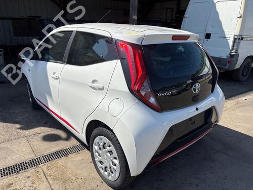 Left taillight TOYOTA AYGO (_B4_) 1.0 VVTi (KGB40) | BP37703859C34 - Image 7