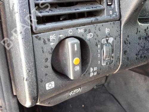 Used Headlight switch MERCEDES-BENZ C-CLASS (W202) C 180 (202.018) (122 hp) 27148204