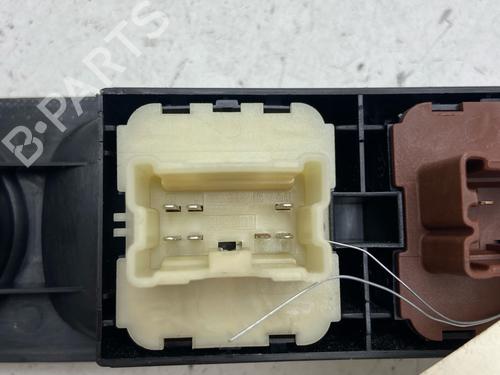 Left front window switch RENAULT ZOE (BFM_) ZOE | BP39420963I27 - Image 2