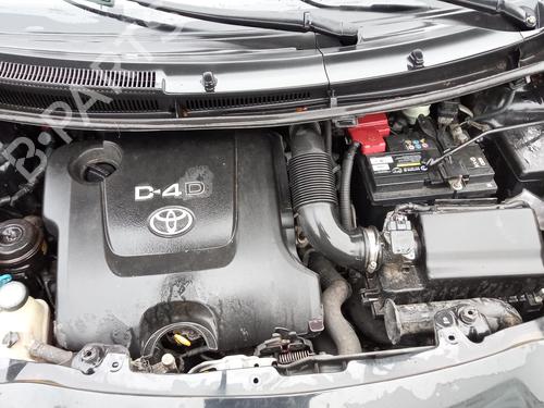 Motor TOYOTA YARIS (_P9_) 1.4 D-4D (NLP90_, NLP90R) (90 hp) 27147416