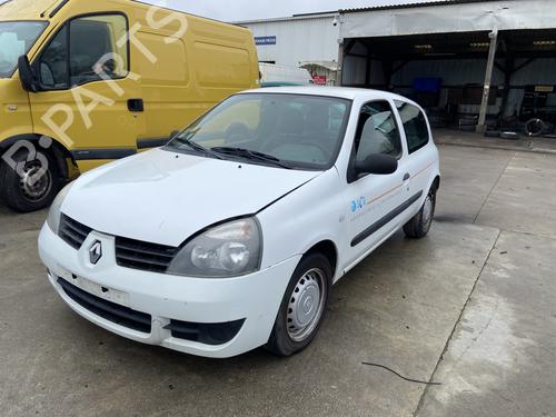 Brugte RENAULT CLIO II (BB_, CB_) 1.5 dCi (B/C2J) (68 hp) 4396227