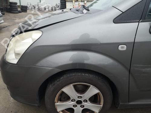 Used Left front fenders TOYOTA COROLLA Verso (ZER_, ZZE12_, R1_) 2.2 D-4D (AUR10_, AUR10R) (136 hp) 27132327