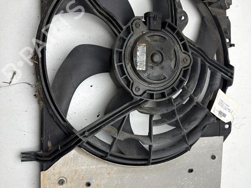 Used Radiator fan Radiator fan CITROËN C4 CACTUS 1.6 HDi 90 (92 hp) 30339422 30339422