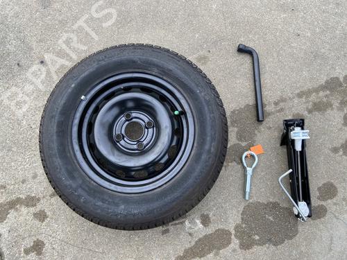 Used Jack Kit Jack Kit OPEL CORSA B (S93) [1993-2009] 33569891 33569891