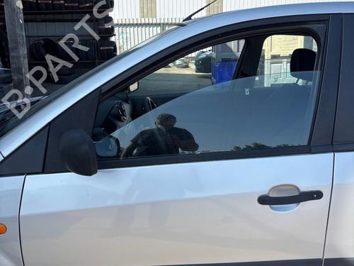 Used Left front door Left front door 37635401 37635401