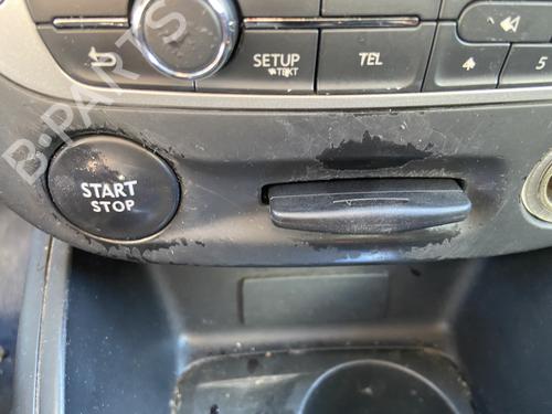 BP32452337E4 main image