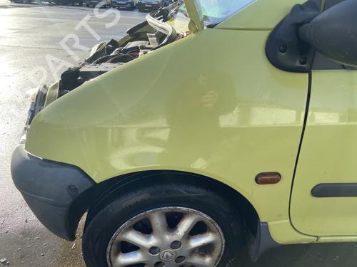 Used Left front fenders RENAULT TWINGO I (C06_) 1.2 (C066, C068) (58 hp) 30703578