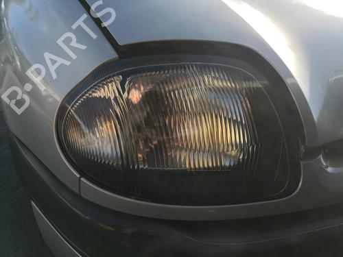 Faro derecho RENAULT CLIO II (BB_, CB_) 1.2 (BB0A, BB0F, BB10, BB1K, BB28, BB2D, BB2H, CB0A,... (58 hp) 27147204