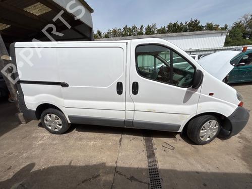 flk-renault-trafic-ii-van-fl-2001-36172728 main image