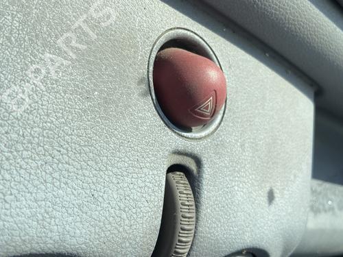 Used Warning switch RENAULT TWINGO I (C06_) 1.2 (C066, C068) (58 hp) 29005583