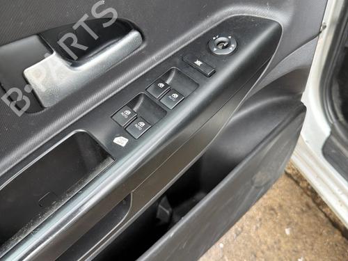 mirror-switch-kia-ceed-sw-ed-2007-2008-2009-2010-2011-2012-36370901 main image