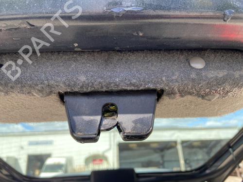 Used Tailgate lock CITROËN XSARA PICASSO (N68) 1.8 16V (115 hp) 27107803