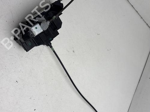 front-right-lock-nissan-juke-f15-2010-2011-2012-2013-2014-2015-2016-2017-2018-2019-33570337 main image