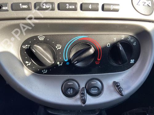 AC-Styringsenhed/Manøvreenhed FORD KA (RB_) 1.3 i (60 hp) 29561760