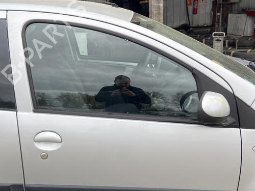 Used Front right lock Front right lock PEUGEOT 107 (PM_, PN_) 1.4 HDi (54 hp) 33708302 33708302