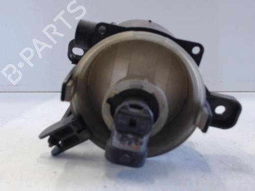 Used Right front fog light Right front fog light OPEL ZAFIRA / ZAFIRA FAMILY B (A05) 1.9 CDTI (M75) (120 hp) 27120760 27120760
