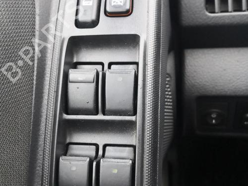Interrupteur de vitre avant gauche TOYOTA COROLLA Verso (ZER_, ZZE12_, R1_) 2.2 D-4D (AUR10_, AUR10R) (136 hp) 27132359