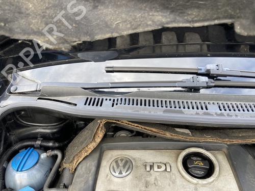 Used Front windshield wiper arm VW TOURAN (1T1, 1T2) 1.9 TDI (105 hp) 28493450