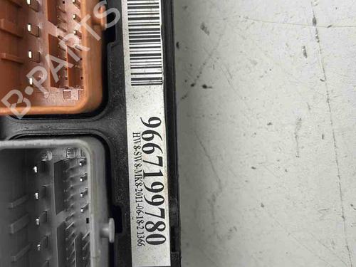 Used Fuse box Fuse box 36684516 36684516