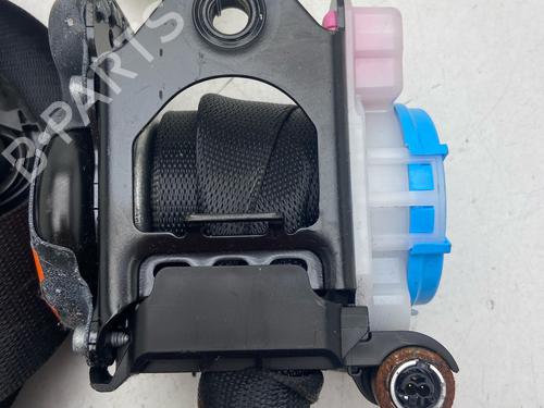 Used Front right seatbelt Front right seatbelt MERCEDES-BENZ B-CLASS Sports Tourer (W246, W242) B 200 CDI / d (246.208) (136 hp) 27144058 27144058