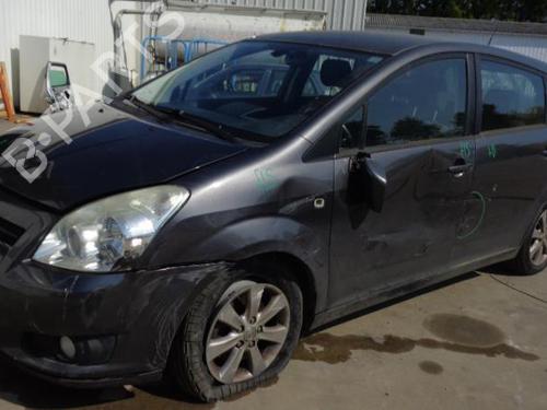 Used Parts TOYOTA COROLLA Verso (ZER_, ZZE12_, R1_) 2.2 D-4D (AUR10_, AUR10R) (177 hp) 2909205