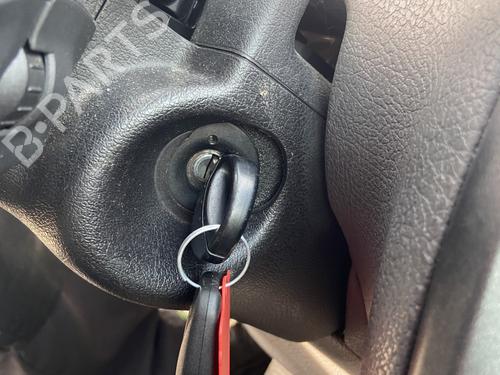 Used Ignition barrel PEUGEOT 206 Hatchback (2A/C) 1.4 i (75 hp) 30299863