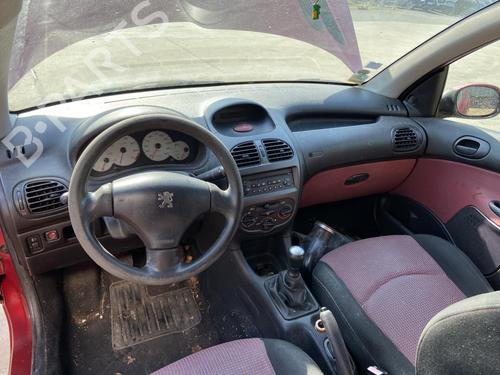 Used Warning switch PEUGEOT 206 Hatchback (2A/C) 1.4 i (75 hp) 27114398