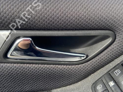 Used Front left interior door handle MERCEDES-BENZ B-CLASS Sports Tourer (W245) B 180 CDI (245.207) (109 hp) 28295515