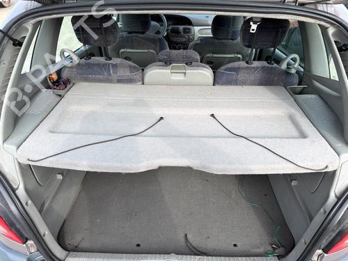 Bandeja trasera Bandeja trasera RENAULT SCÉNIC I MPV (JA0/1_, FA0_) 1.9 dCi (JA05, JA1F) (102 hp) 36370832 36370832
