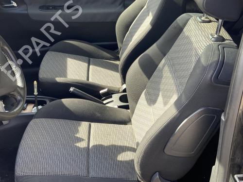 Used Right front seat Right front seat PEUGEOT 207 (WA_, WC_) 1.4 HDi (68 hp) 33876821 33876821