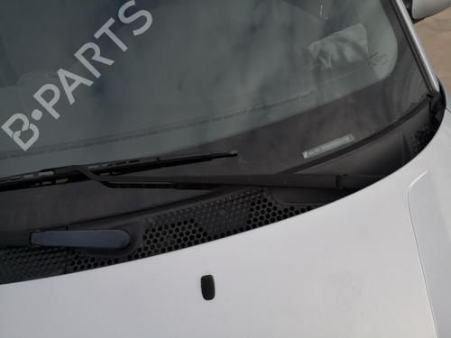 Used Front windshield wiper arm FORD FOCUS I (DAW, DBW) 1.6 16V (100 hp) 27131670