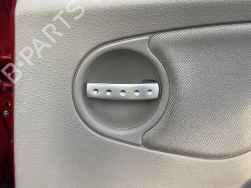 Højre bagtil invendig håndtag CITROËN C3 I (FC_, FN_) 1.4 i (73 hp) 31884003