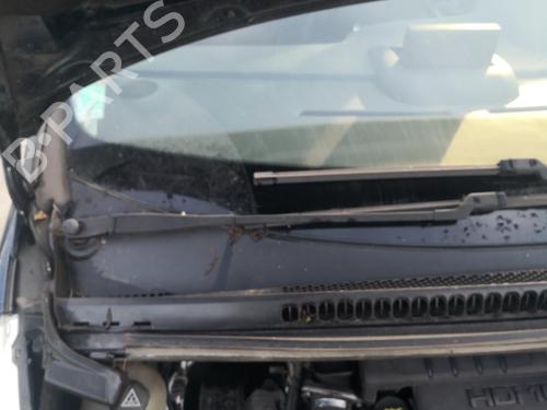 Used Front windshield wiper arm PEUGEOT 5008 (0U_, 0E_) 1.6 HDi (110 hp) 27130502