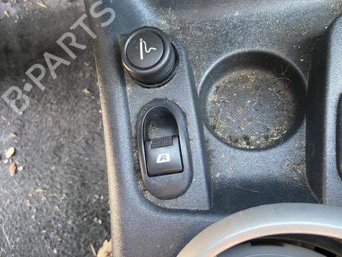 Used Left front window switch Left front window switch CITROËN C3 I (FC_, FN_) 1.4 i (73 hp) 32483377 32483377