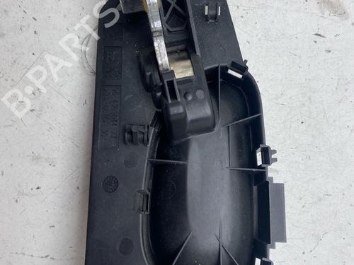 Used Front right interior door handle Front right interior door handle 29491798 29491798